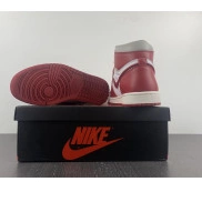 OG Newstalgia DJ4891-061 (W) 1 High Chenille Jordan 0808